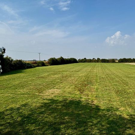 Luxury Isla Cottages, Bourne! Dog-Friendly, Countryside Views, Garden, Parking, 5Mins Pubs - Family Holiday Exterior foto