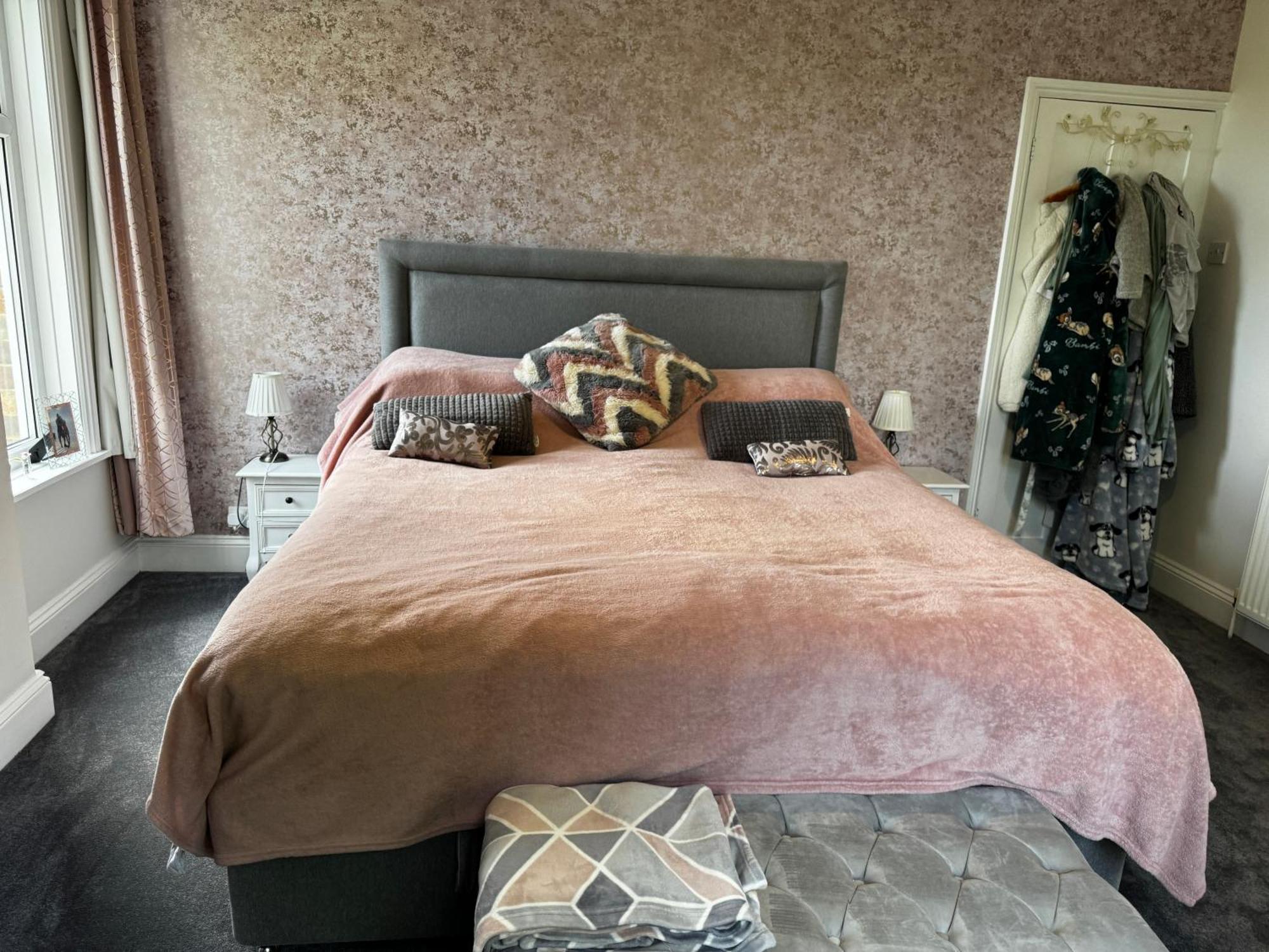 Luxury Isla Cottages, Bourne! Dog-Friendly, Countryside Views, Garden, Parking, 5Mins Pubs - Family Holiday Habitación foto
