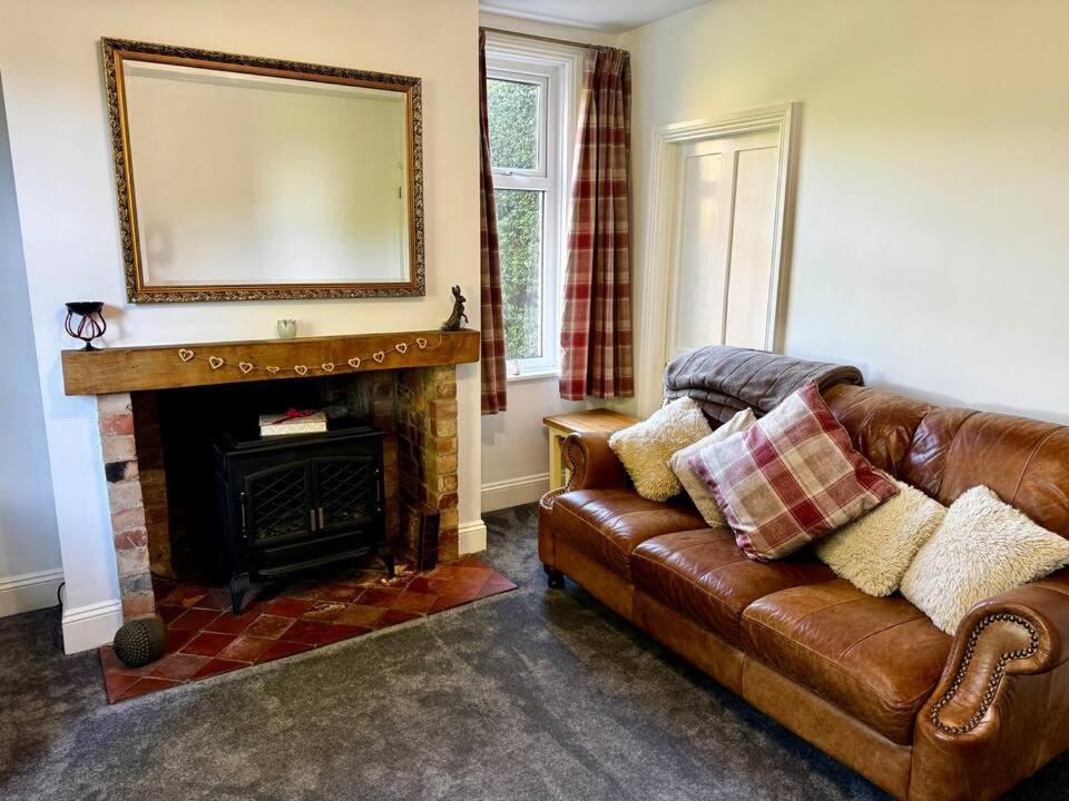 Luxury Isla Cottages, Bourne! Dog-Friendly, Countryside Views, Garden, Parking, 5Mins Pubs - Family Holiday Exterior foto